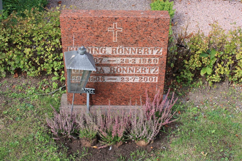 Grave number: Ö U05    55