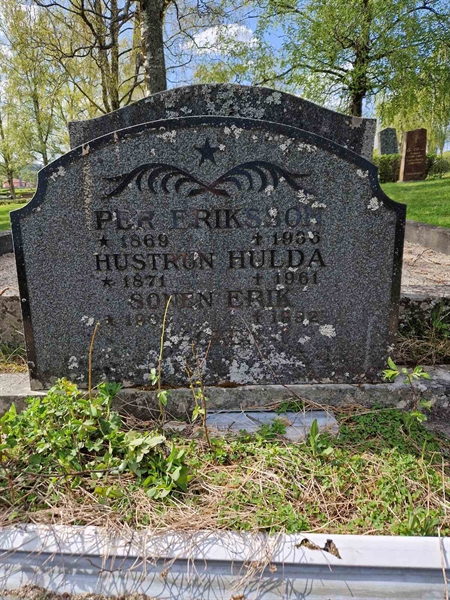 Grave number: 501 20 3950-3953