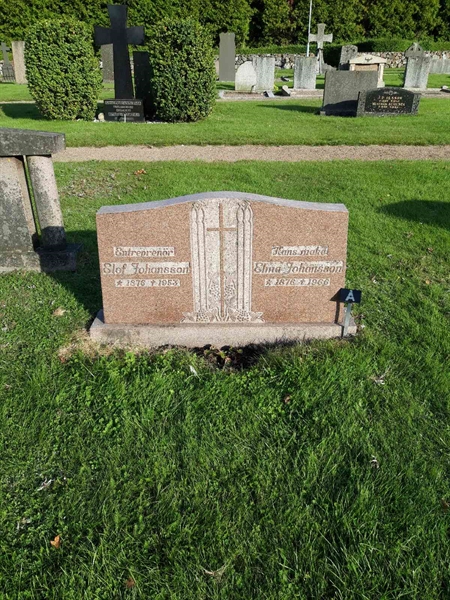 Grave number: ÖKK 5   111, 112