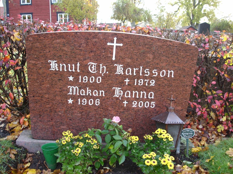 Grave number: B VÄ 155, 156