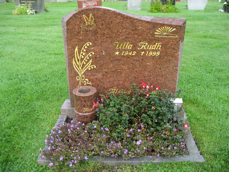 Grave number: Fr 1   252-253