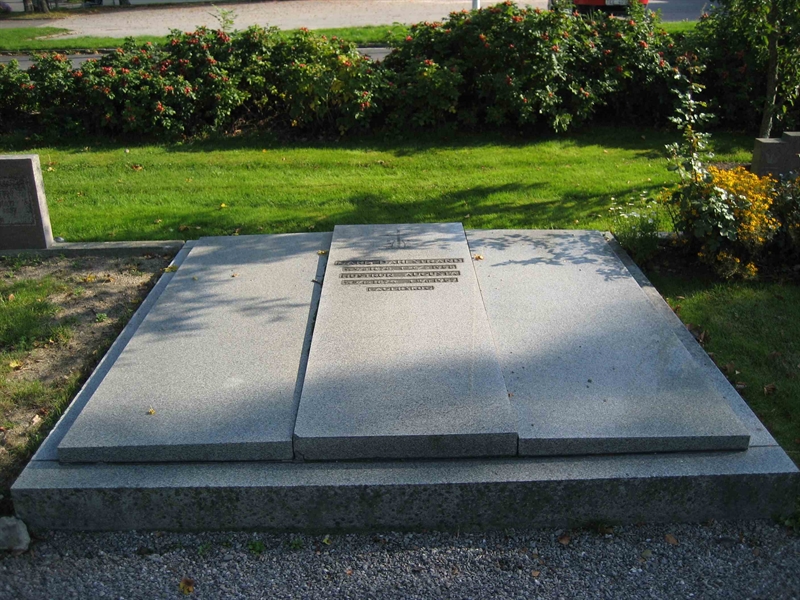Grave number: Fr 6   355-356