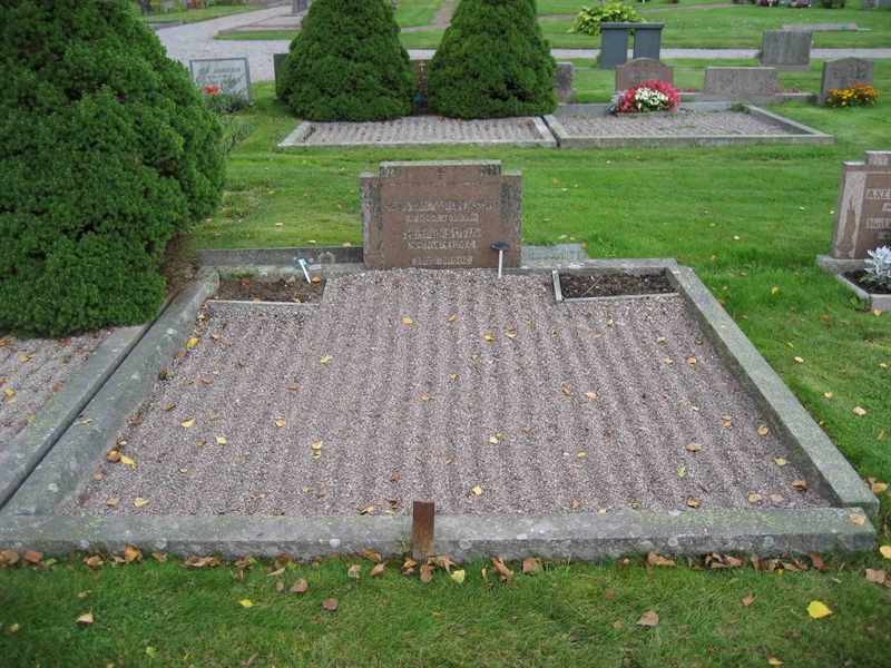 Grave number: Fr 6   137-138