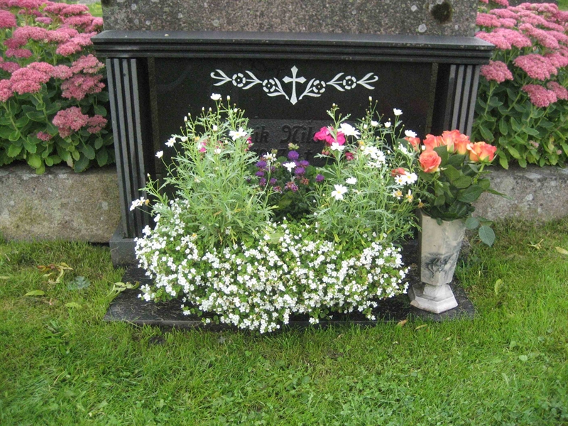 Grave number: Fr 4   248-249