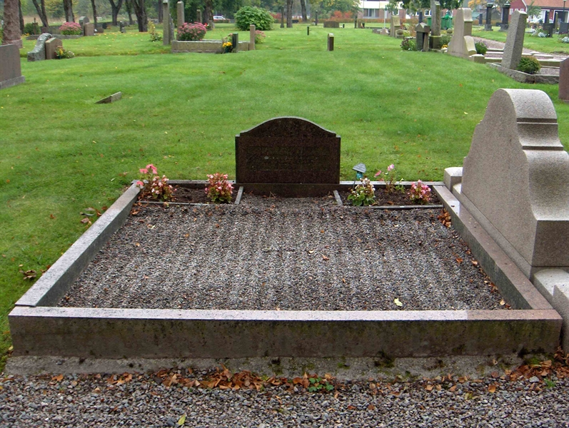 Grave number: Fr 2   234-235