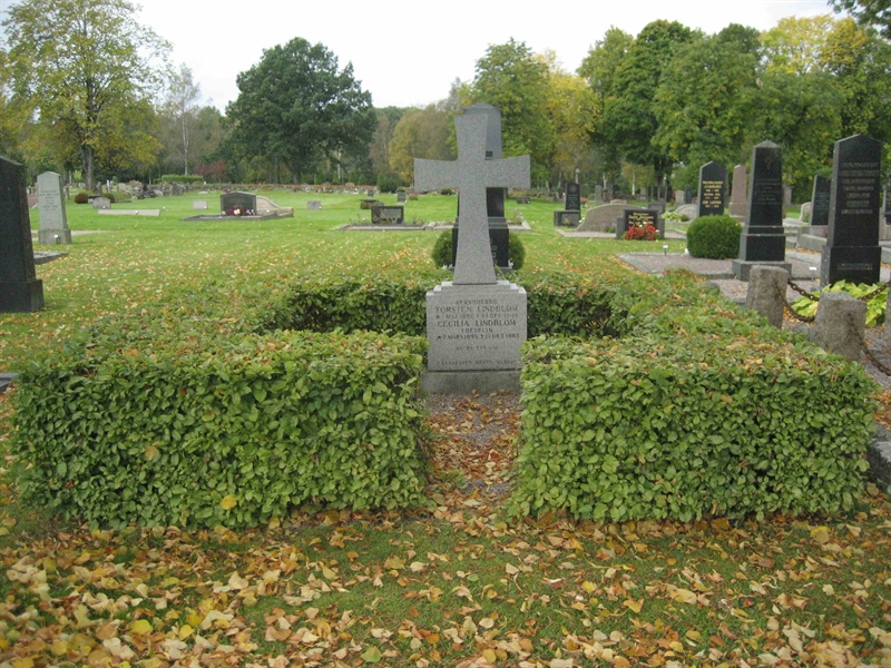 Grave number: Fr 5   607-609