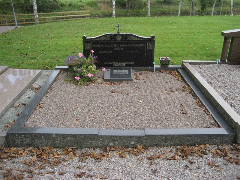 Grave number: Fr 4   296-297