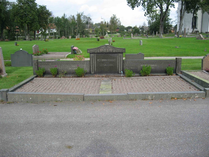 Grave number: Fr 6    34-37