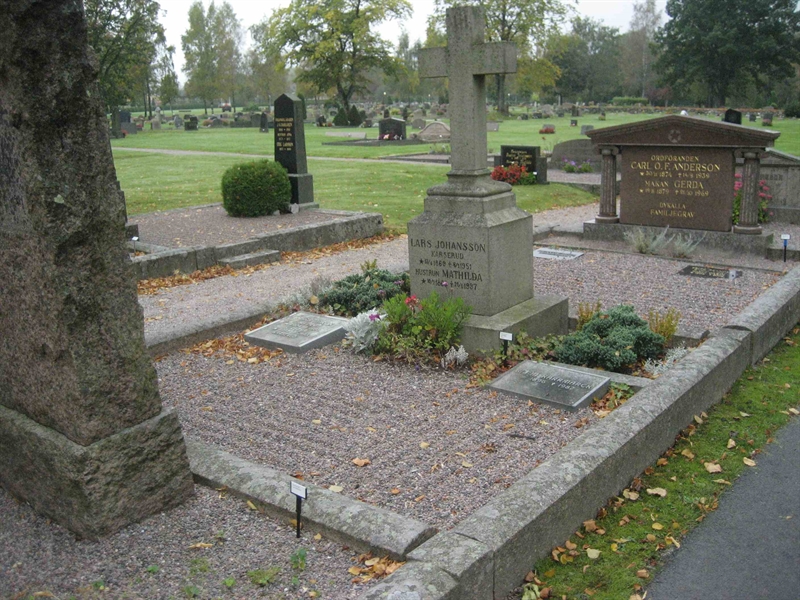 Grave number: Fr 5    73-75