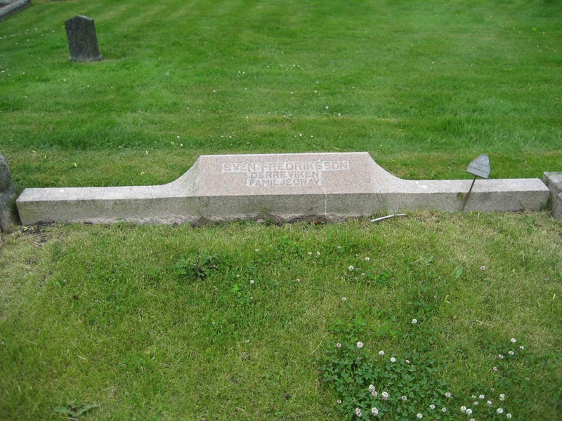 Grave number: Fr 2   552-553