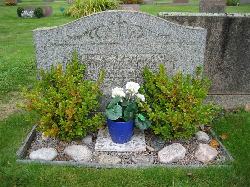 Grave number: Fr 6   170-171