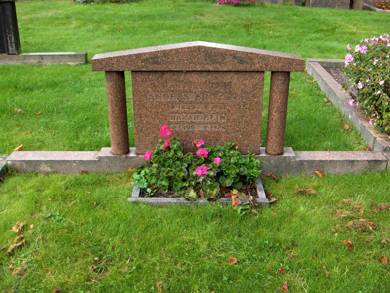 Grave number: Fr 2   158-159