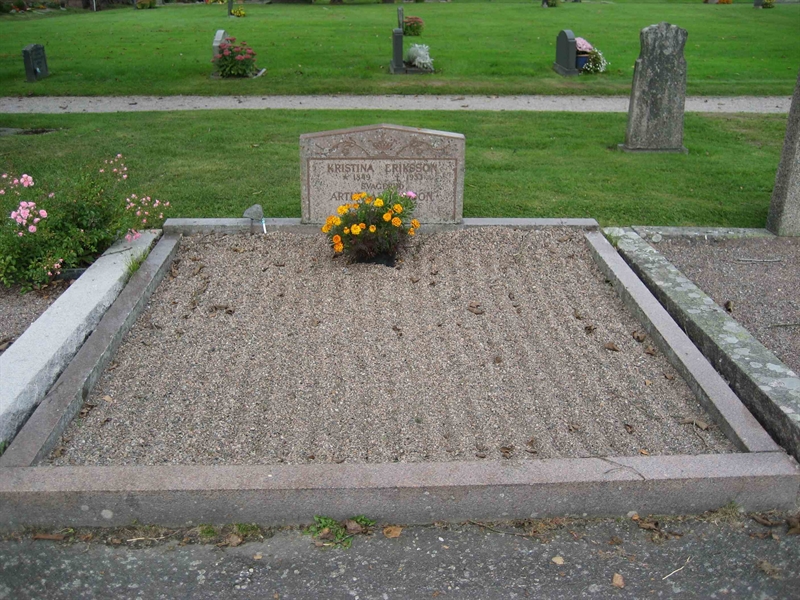 Grave number: Fr 6    13-14