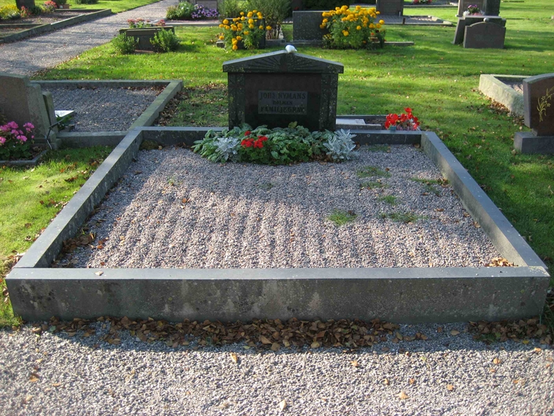 Grave number: Fr 6   221-222