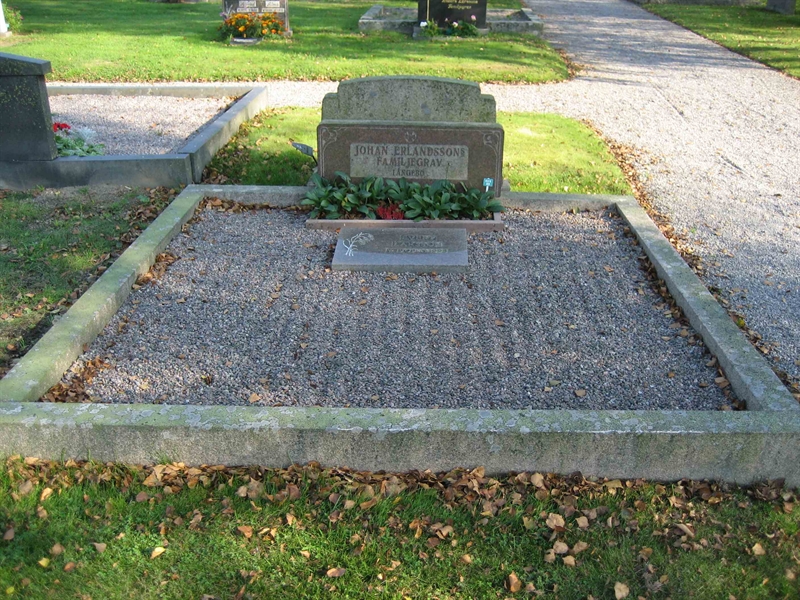 Grave number: Fr 6   203-204
