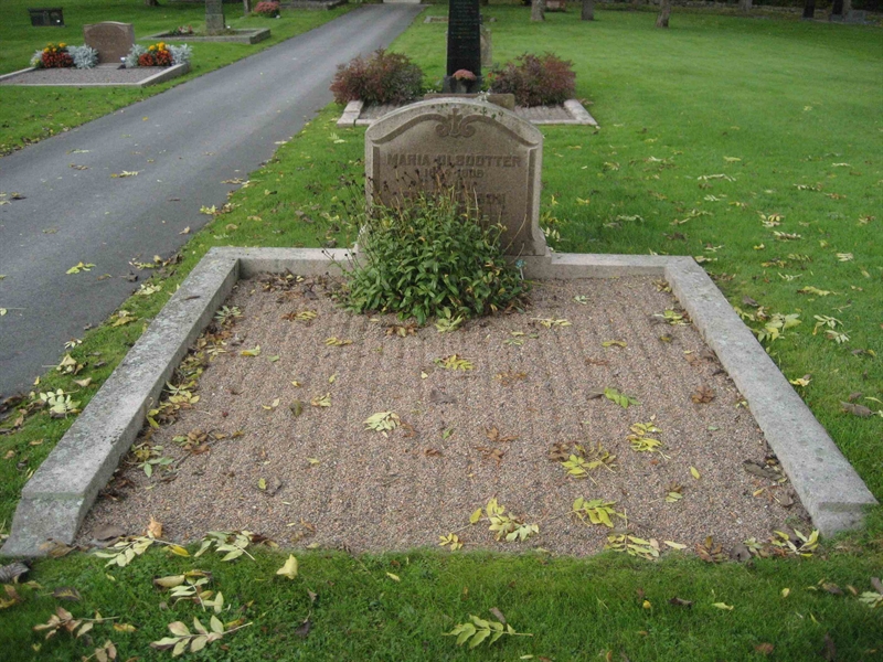 Grave number: Fr 4   383-384