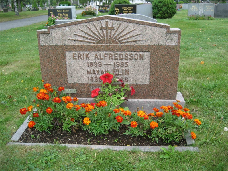 Grave number: Fr 8   357-358