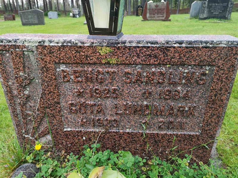 Hautatunnus: Mjk 09    23:1-2