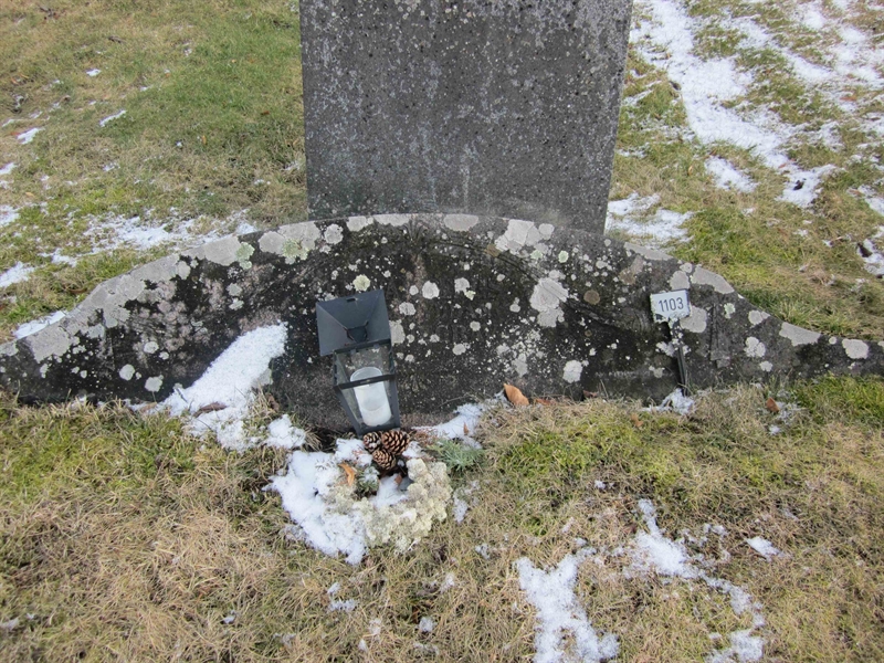 Grave number: KG A  1102, 1103
