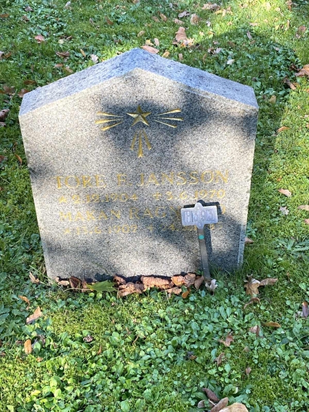 Grave number: 1 H   393