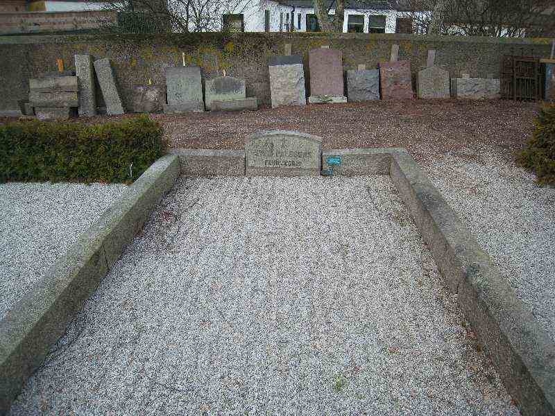 Grave number: VK III    20