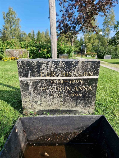 Grave number: 1 16    50