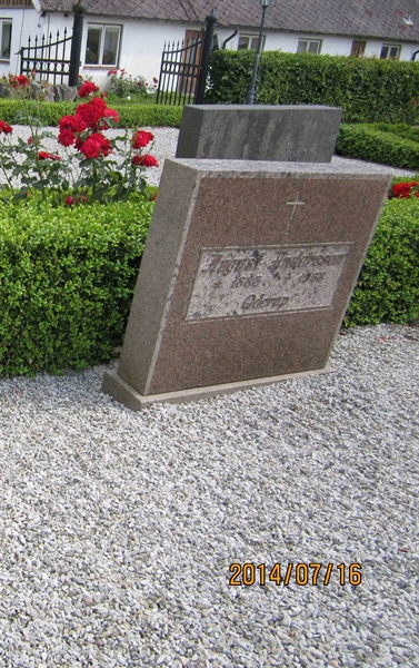 Grave number: 10 B   184