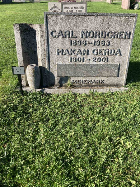 Grave number: 1 NA    64