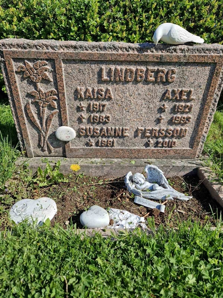 Grave number: 501 24 4933-4934
