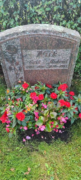 Grave number: M 16   60, 61
