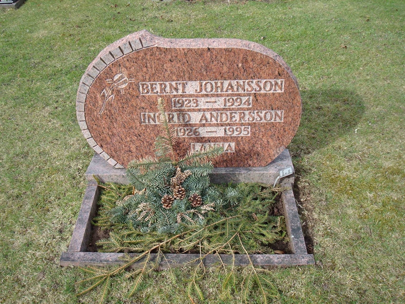 Grave number: KU 12    97, 98