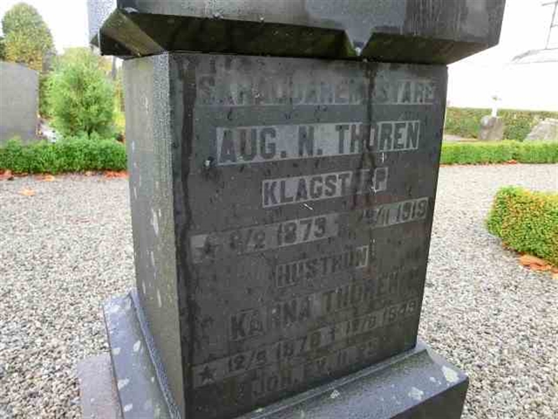 Grave number: ÖK F    004