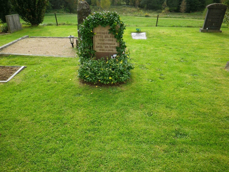Grave number: VI J    61, 62