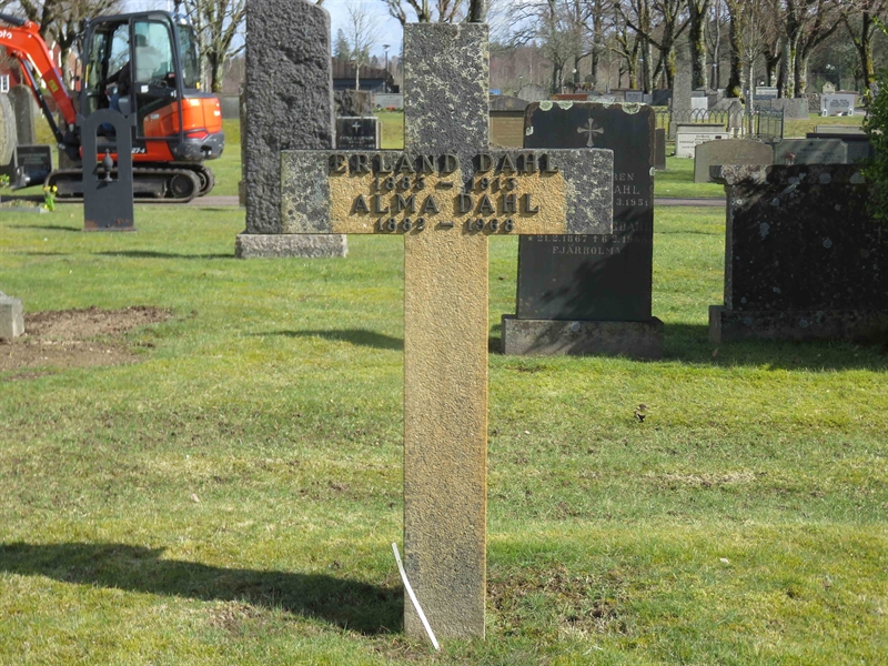 Grave number: 01 F   177, 178