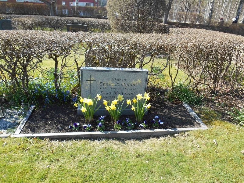 Grave number: Vitt VB1V    34, 35