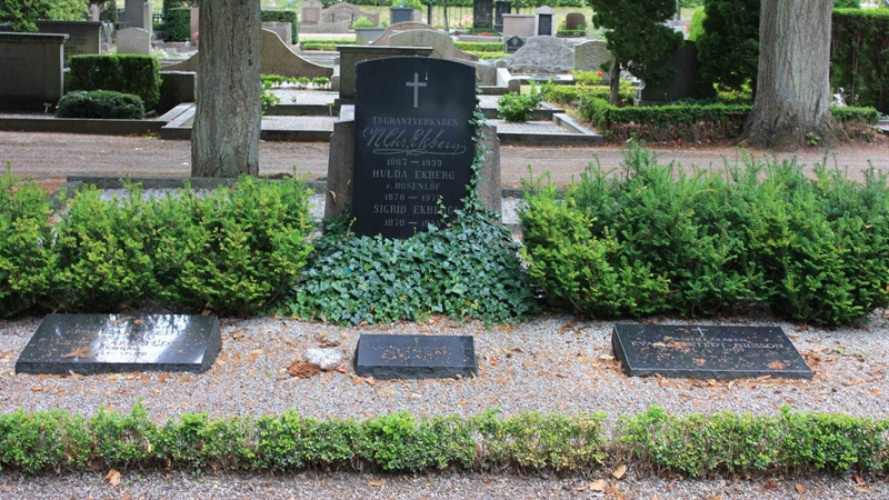 Grave number: Ö 21i    13, 14, 15