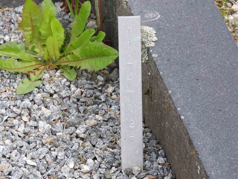 Gravnummer: BK H   126-127