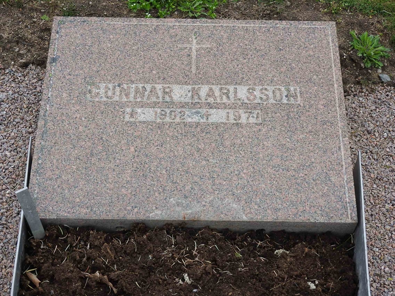 Gravnummer: BK H   147