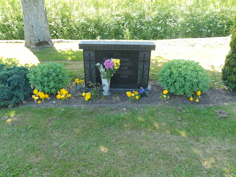 Grave number: ÖV K   105, 106