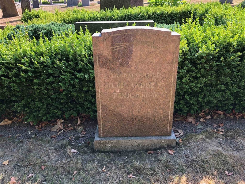 Grave number: Ko 01     7, 8