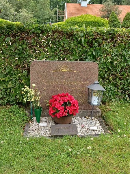 Grave number: OS H   195A, 195B