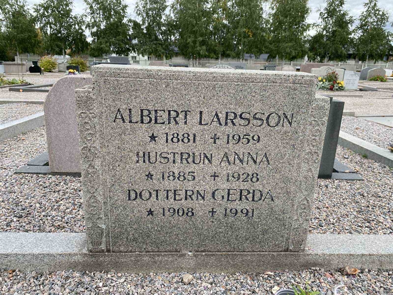 Grave number: 2 07   173