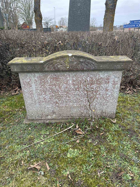 Gravnummer: LE   556