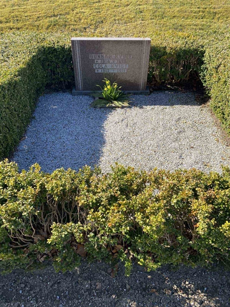 Grave number: 20 D   144-145