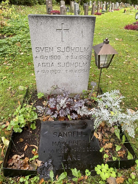 Hautatunnus: 1 H    16