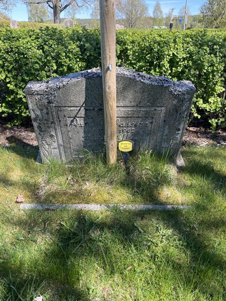 Grave number: 3 Ga 08    54-55