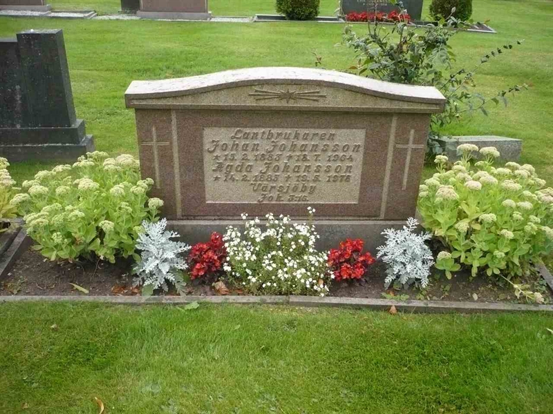 Grave number: SKF E   136, 137