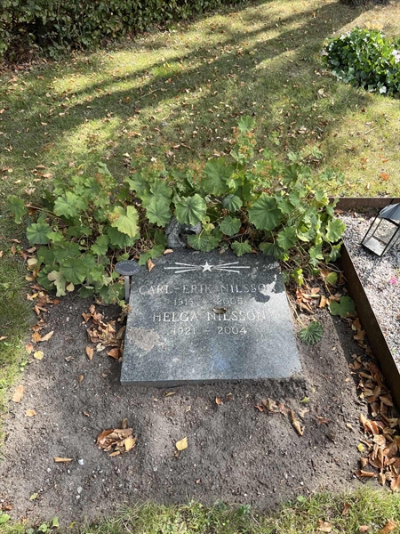 Grave number: NK Urn XVIII    46