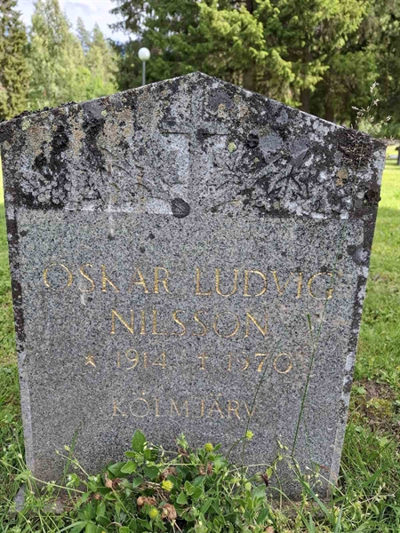 Grave number: 001 2   608