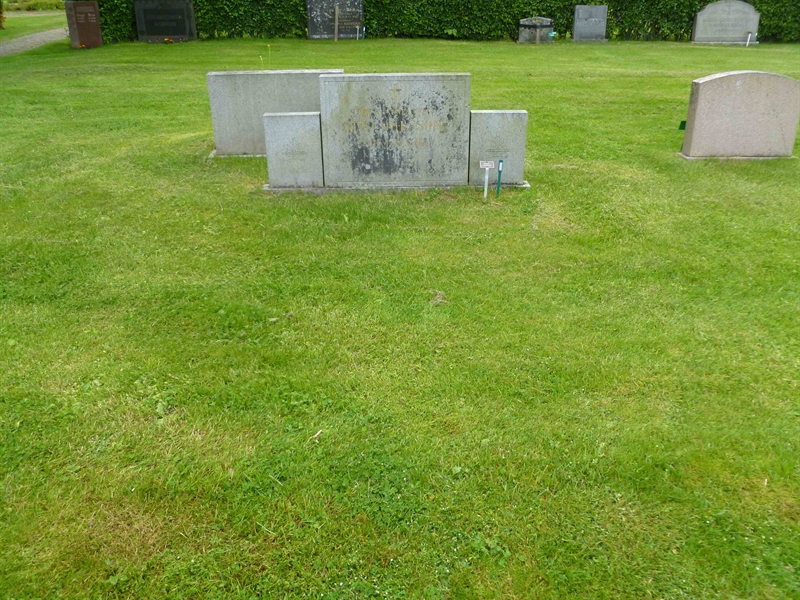 Grave number: ROG B  388, 389, 390